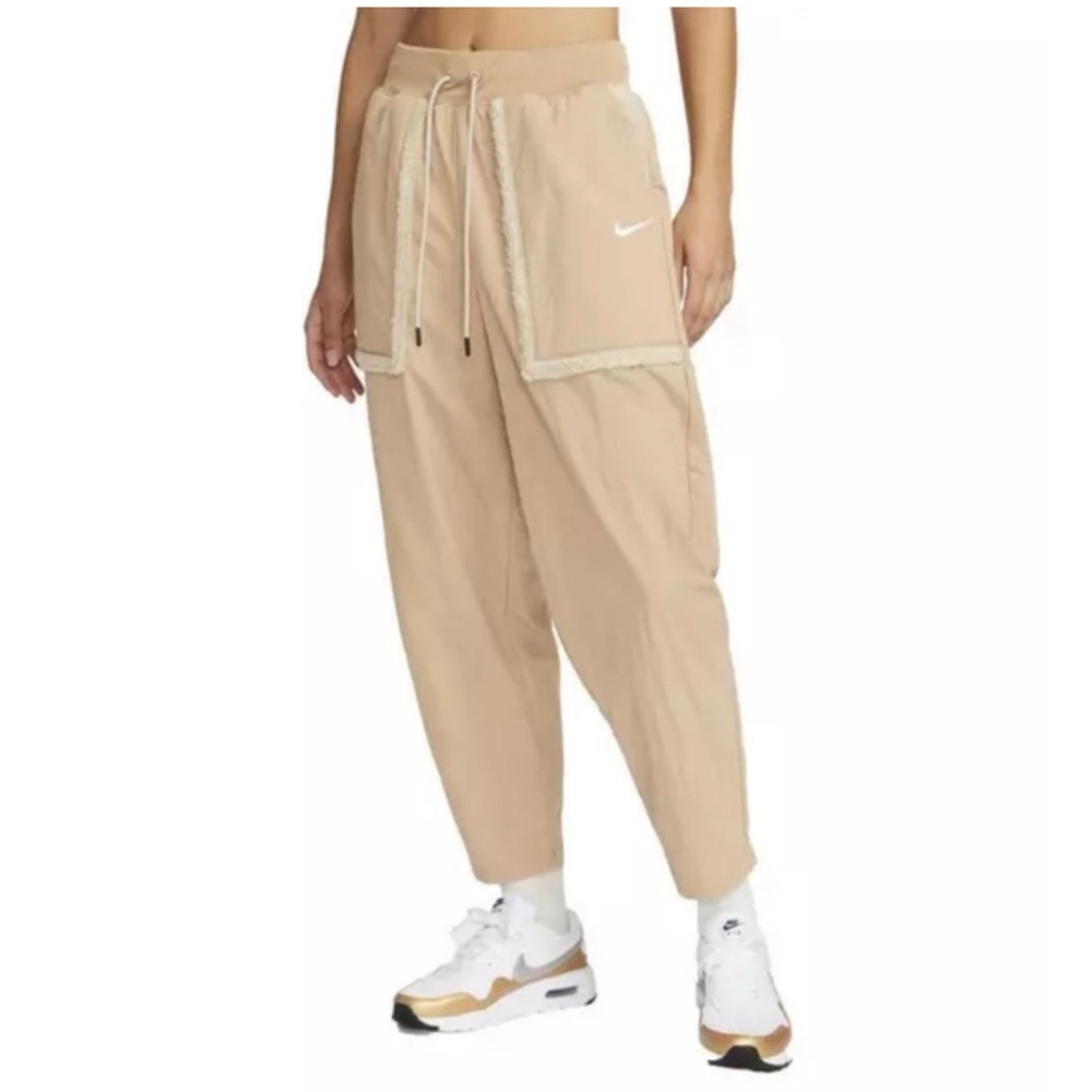 Nike Women's Sportswear Essential Woven High-waisted Winter Pants Size Large